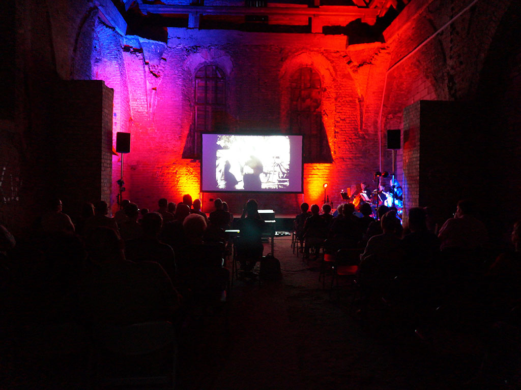 Oleśnica - Ponad Śnieg