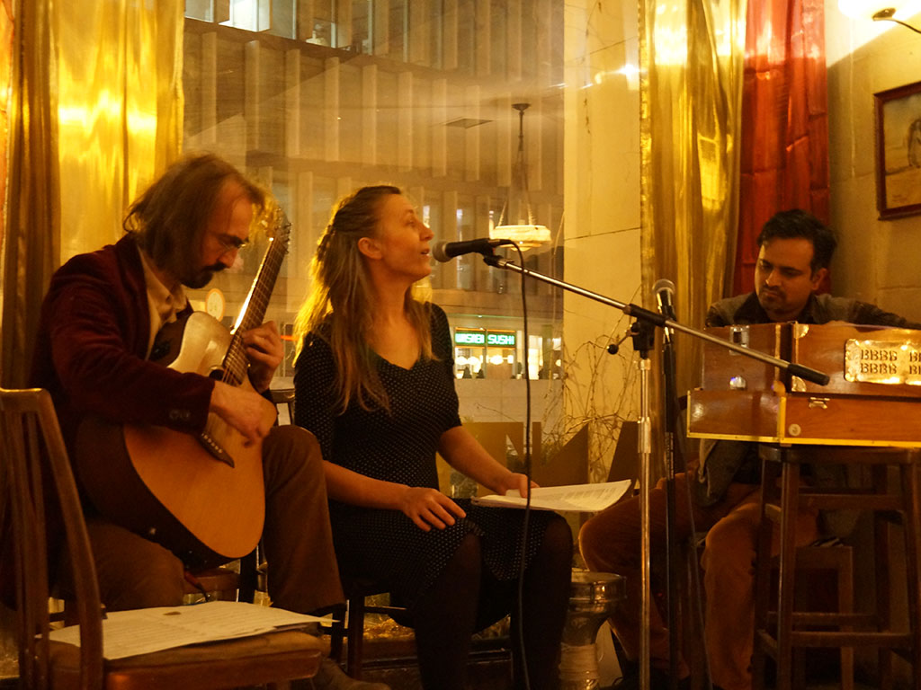 Przystanek Poezja w Antrakcie