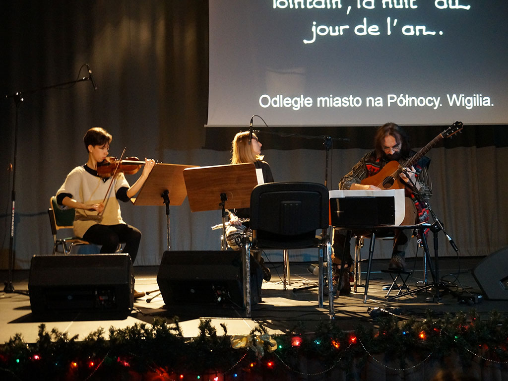 Warszawa Dziewczynka z zapałkami