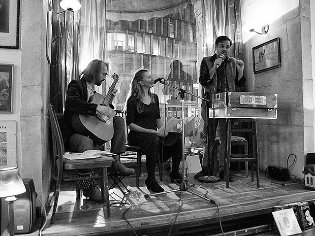 Przystanek Poezja w Antrakcie